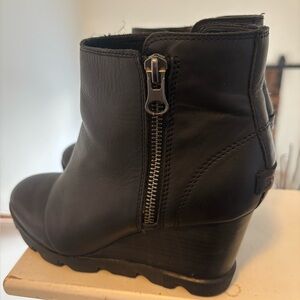 Sorel Black Ankle Boots